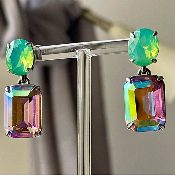 J. CREW | Iridescent Emerald Cut Crystal Brulee Oval Chrysolite Opal Crystal - Picture 14 of 15